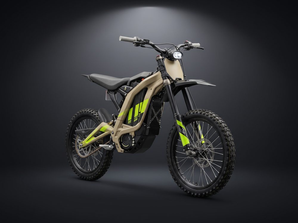 VOLTERA SCOUT, kompaktowy elektryczny motocykl terenowy, ujęcie 3/4